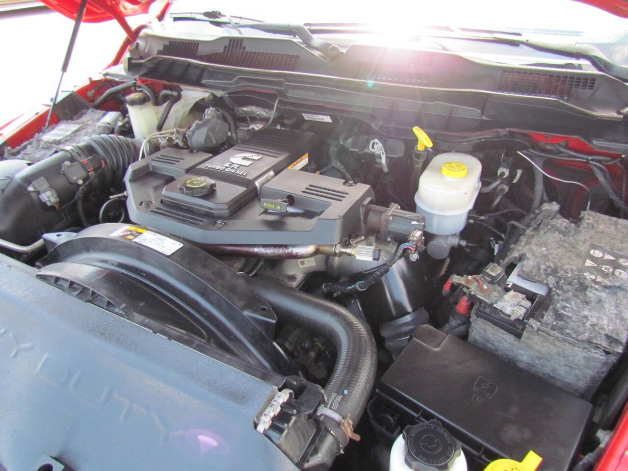 Used 2017 RAM 3500 Tradesman w/ Chrome Appearance Group image 24