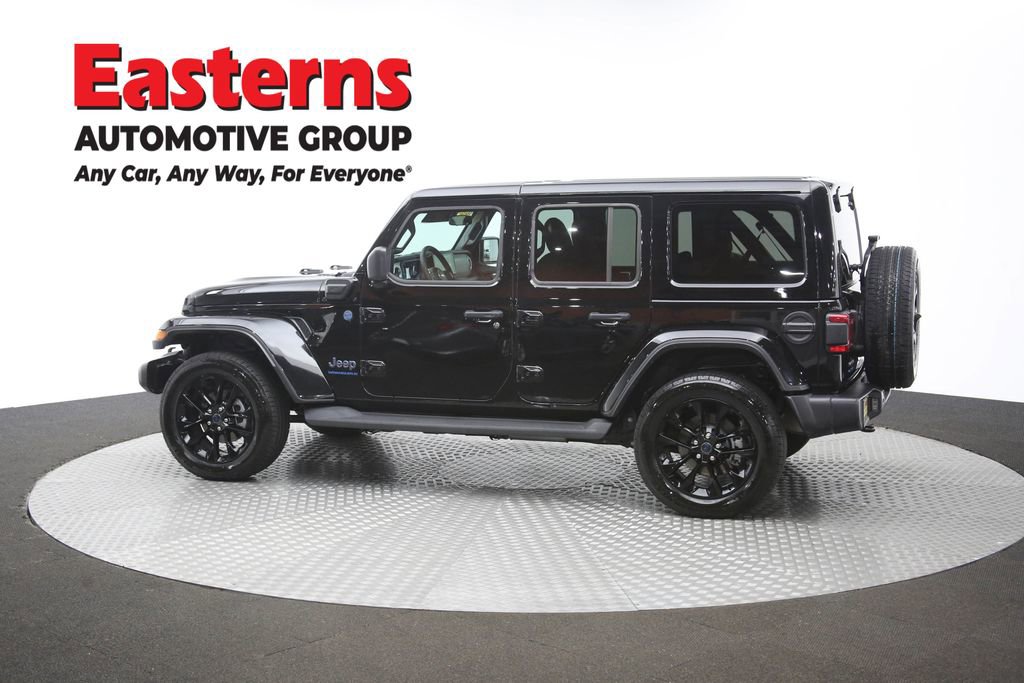 Used 2025 Jeep Wrangler Unlimited Sahara AWD/4WD image 61