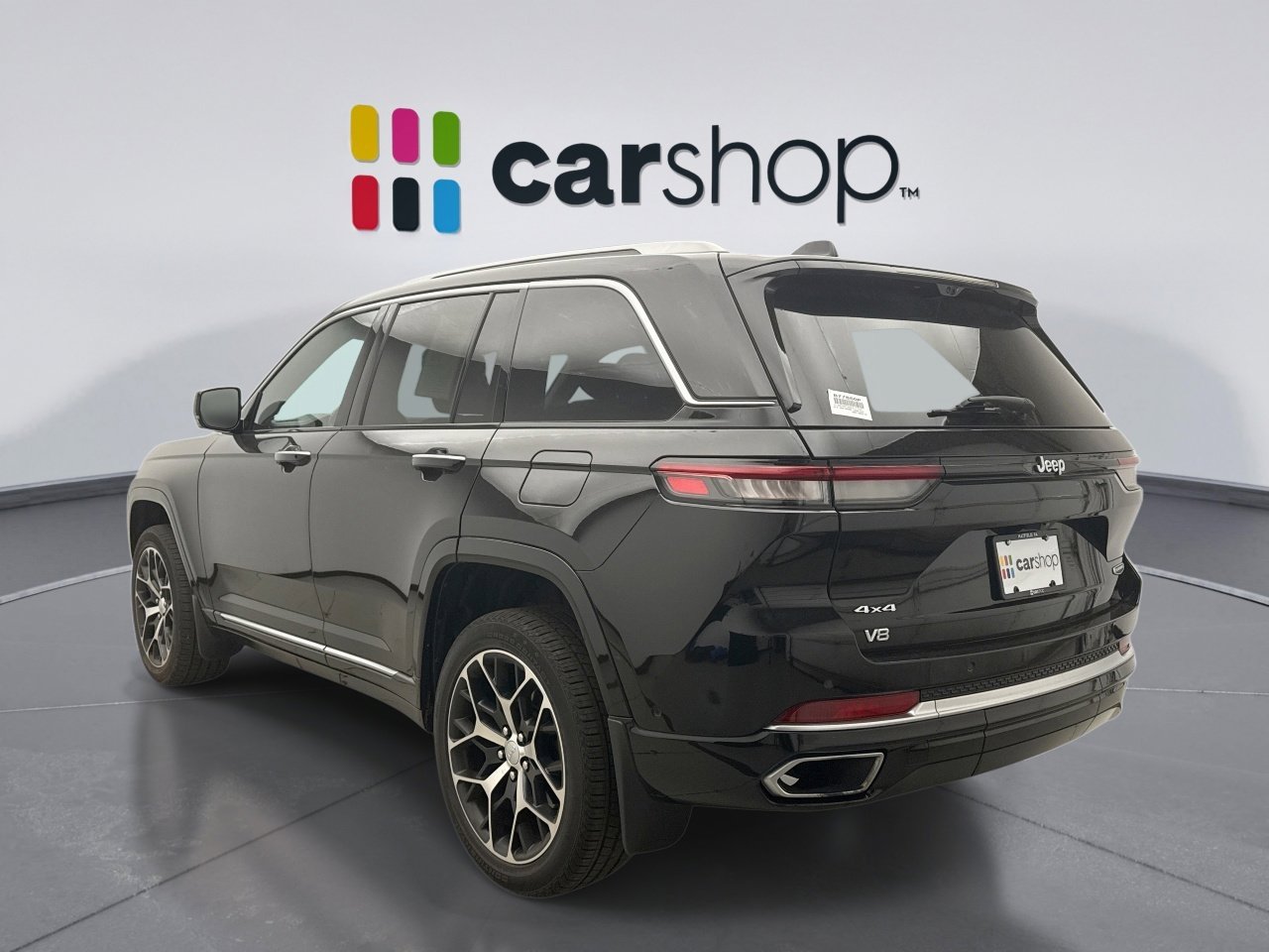 Used 2022 Jeep Grand Cherokee Summit AWD/4WD image 2