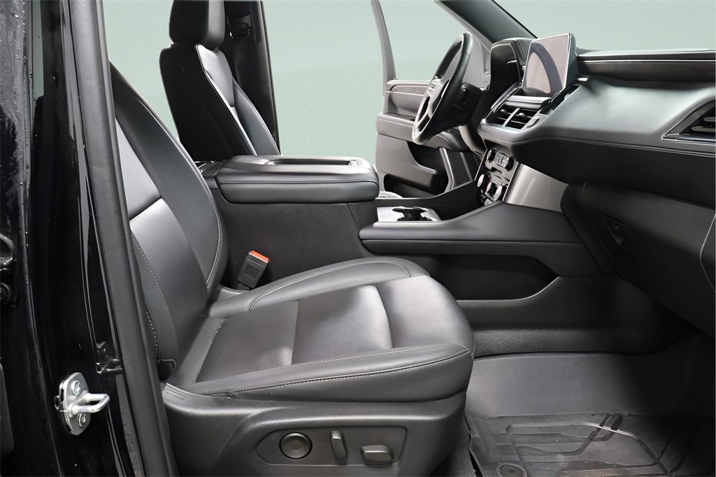 Used 2024 Chevrolet Tahoe Z71 w/ Luxury Package image 30