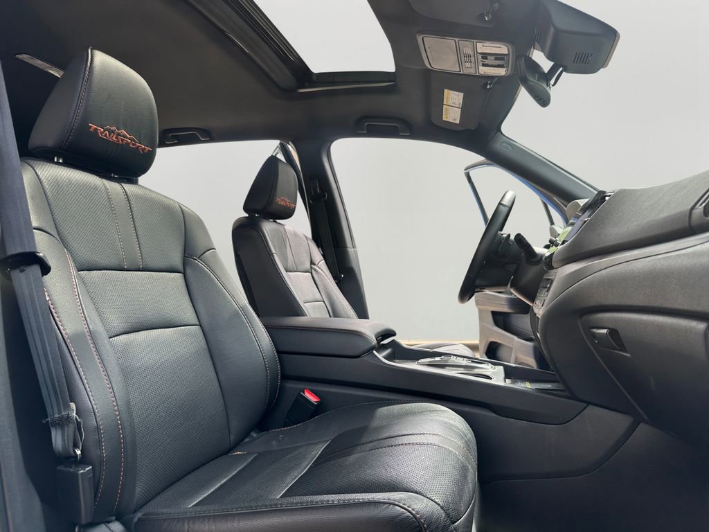 Certified 2025 Honda Passport TrailSport image 25