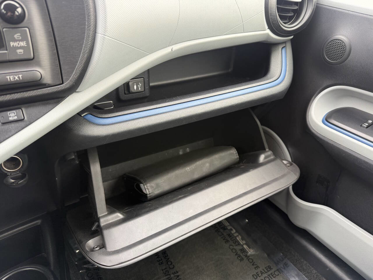 Used 2012 Toyota Prius C Two image 20