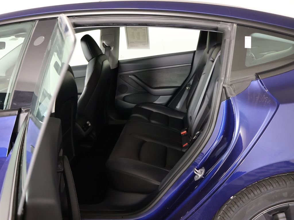 Used 2023 Tesla Model 3 Standard Range RWD image 33