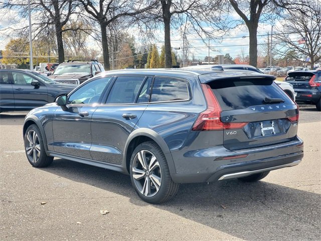 New 2026 Volvo V60 B5 Cross Country Plus w/ Protection Package Premier image 6