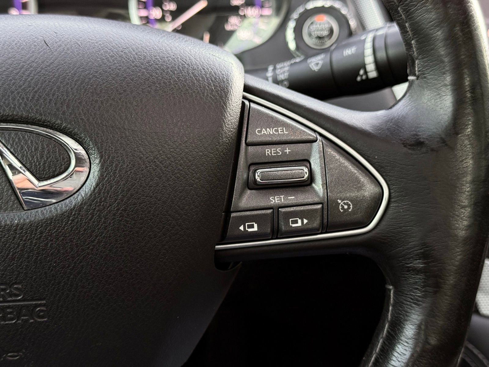 Used 2015 INFINITI Q50 AWD image 31