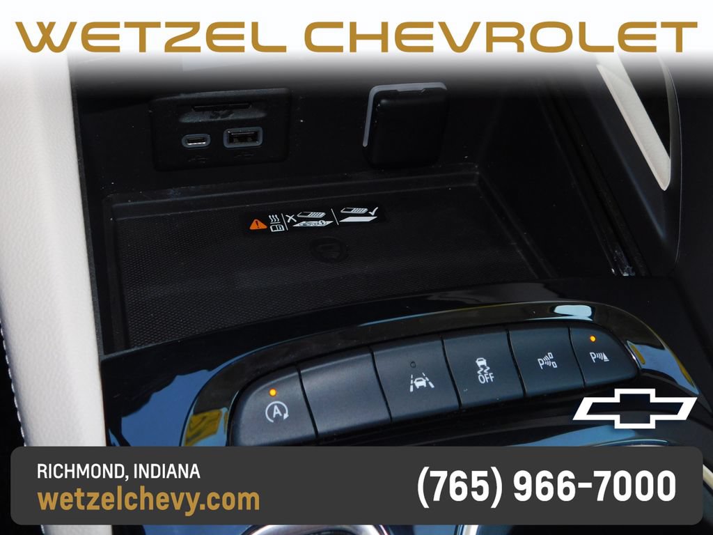 Used 2022 Buick Envision Avenir w/ Technology Package II FWD image 40