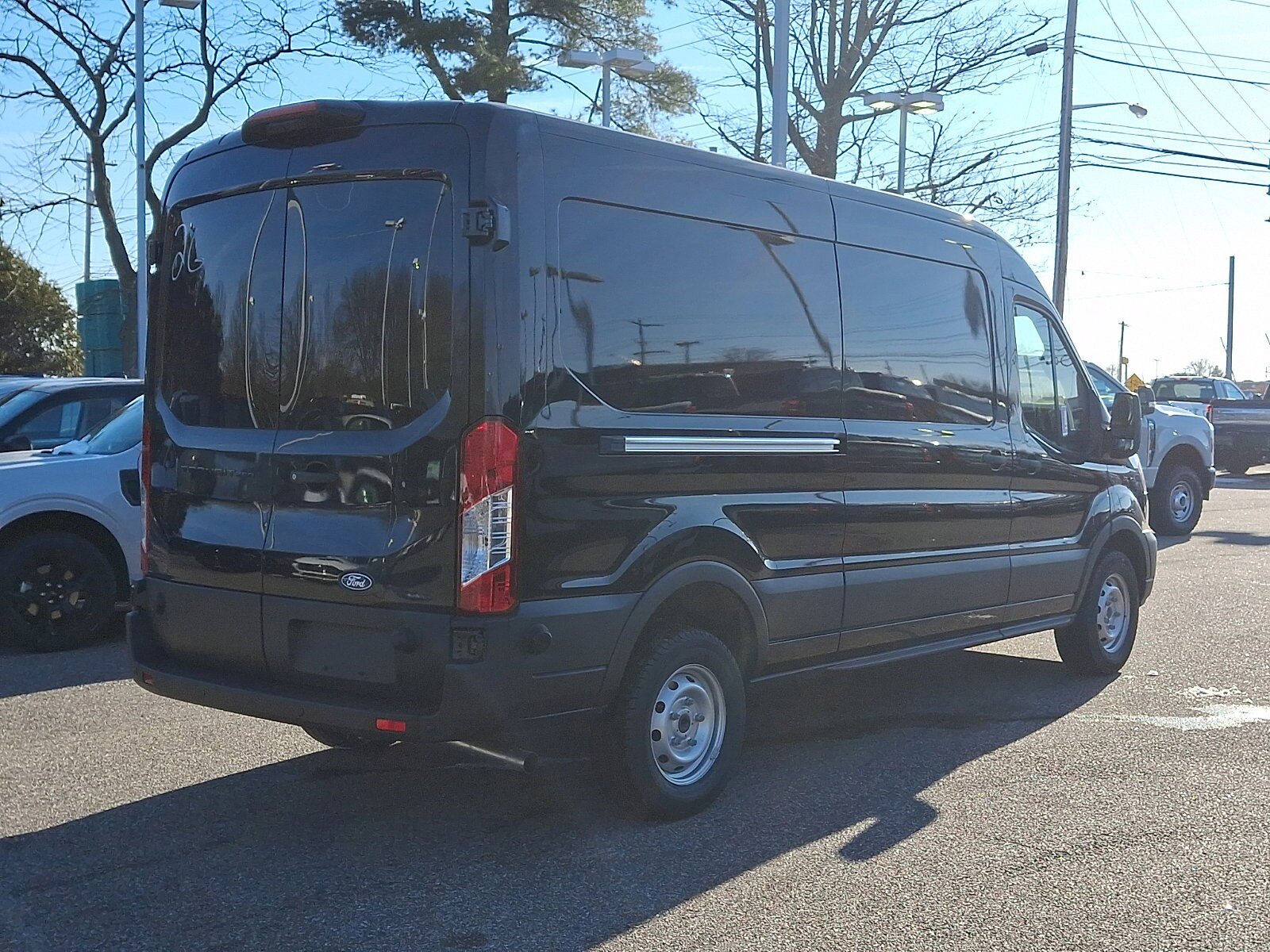 New 2026 Ford Transit 250 148 Medium Roof w/ Load Area Protection Package image 7