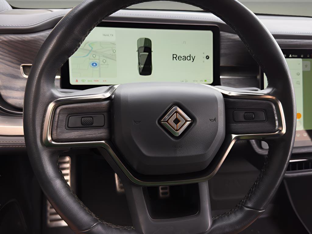 Used 2023 Rivian R1S Adventure image 14