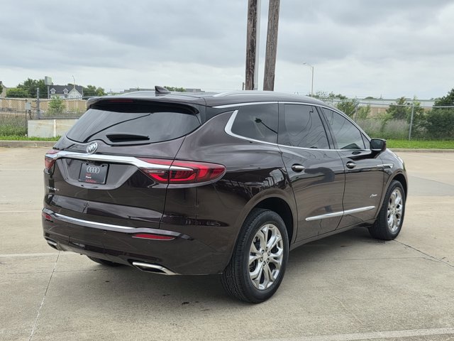 Used 2020 Buick Enclave Avenir w/ Avenir Technology Package FWD image 5