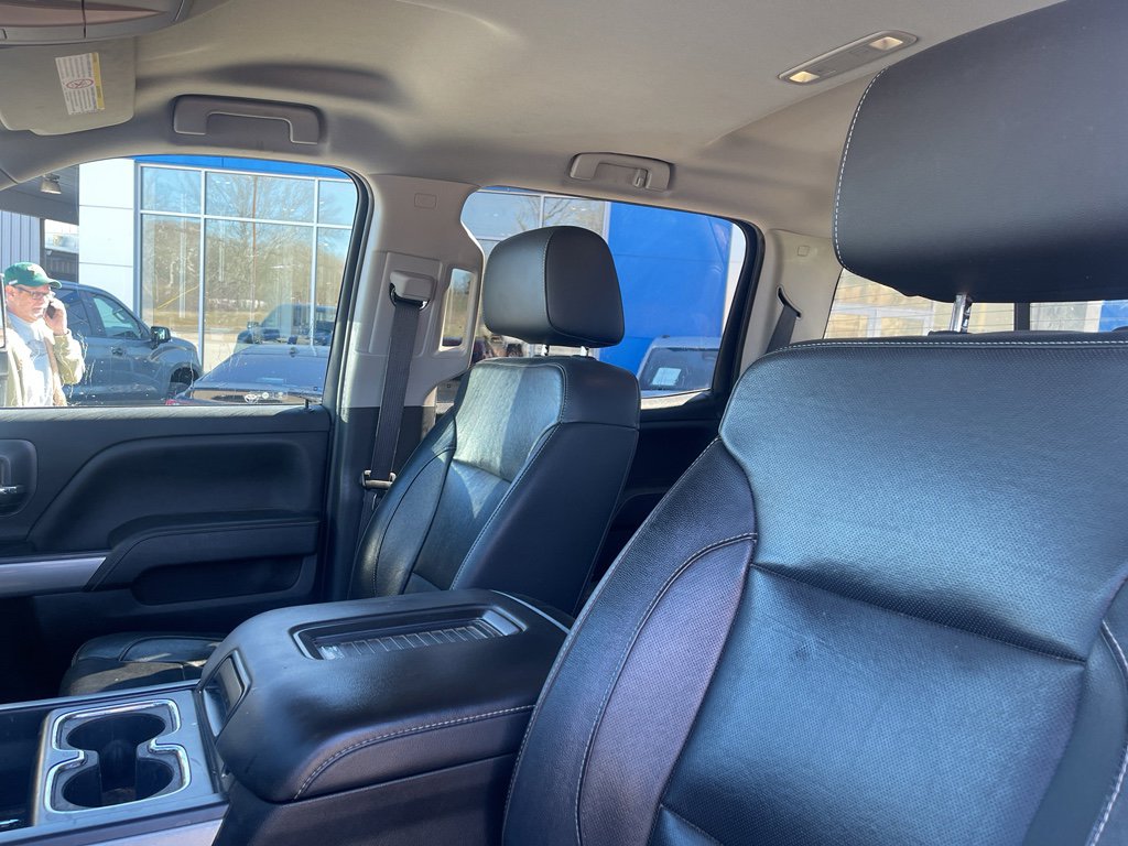 Used 2018 Chevrolet Silverado 2500 LTZ w/ Duramax Plus Package image 12