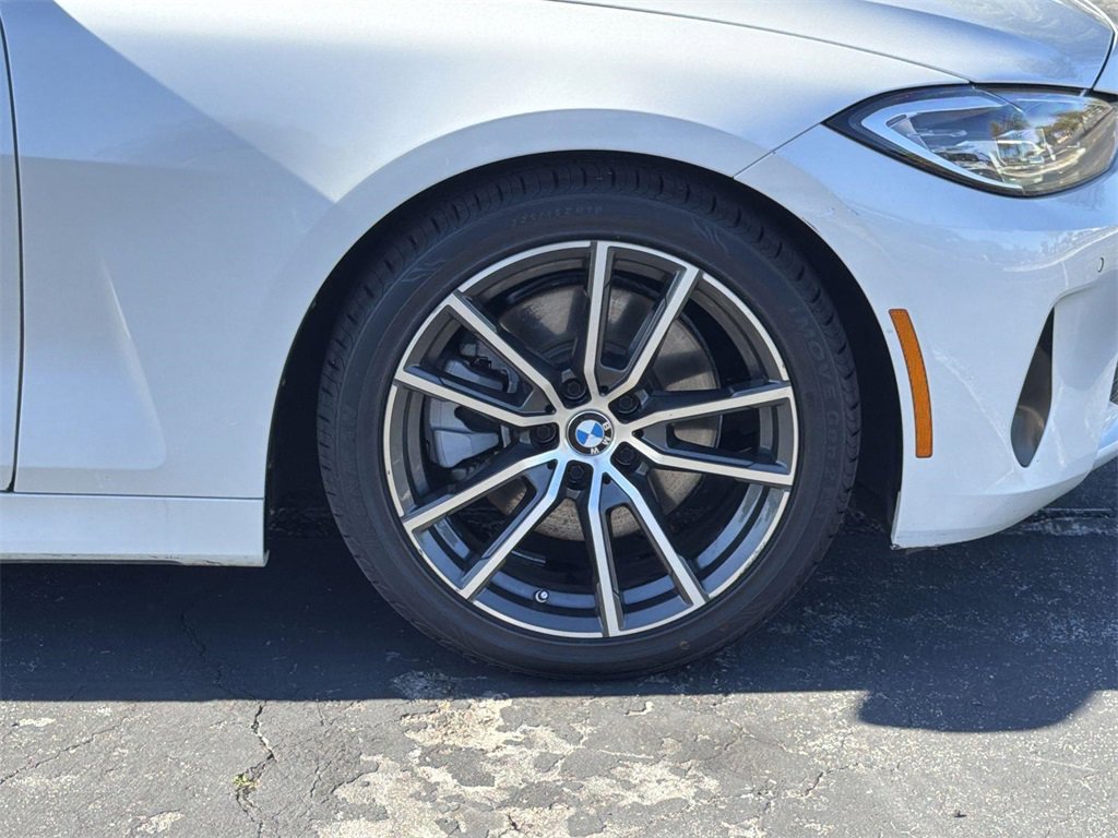 Used 2024 BMW 430i Convertible image 32
