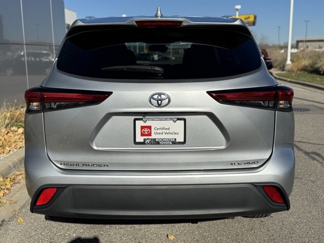 Certified 2022 Toyota Highlander XLE image 43