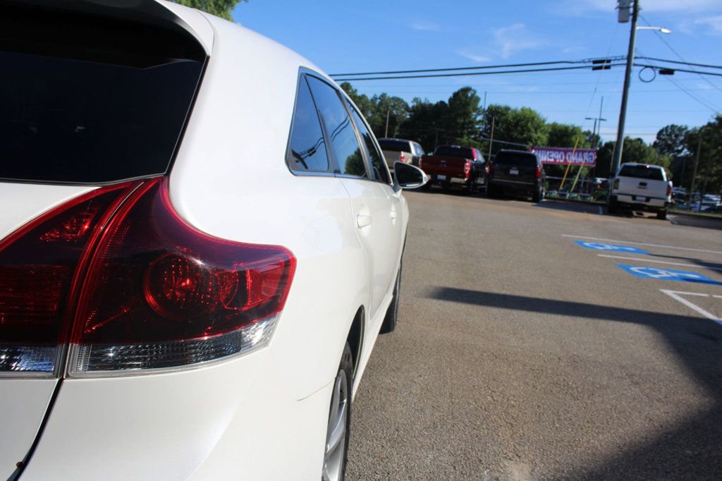 Used 2013 Toyota Venza XLE image 13