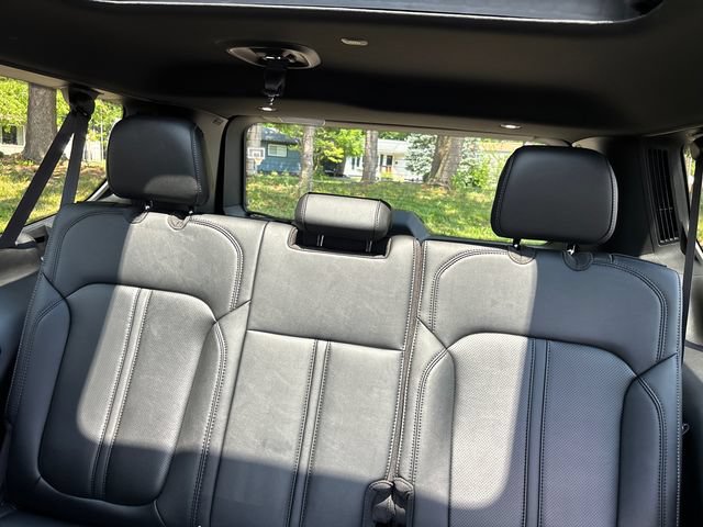 New 2026 Jeep Grand Wagoneer L Limited AWD/4WD image 10