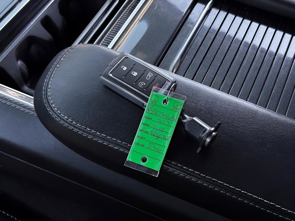 Used 2023 Jeep Wagoneer 4WD w/ Premium Group I image 36