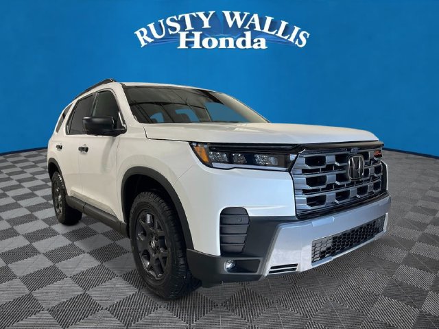 New 2026 Honda Pilot TrailSport image 1
