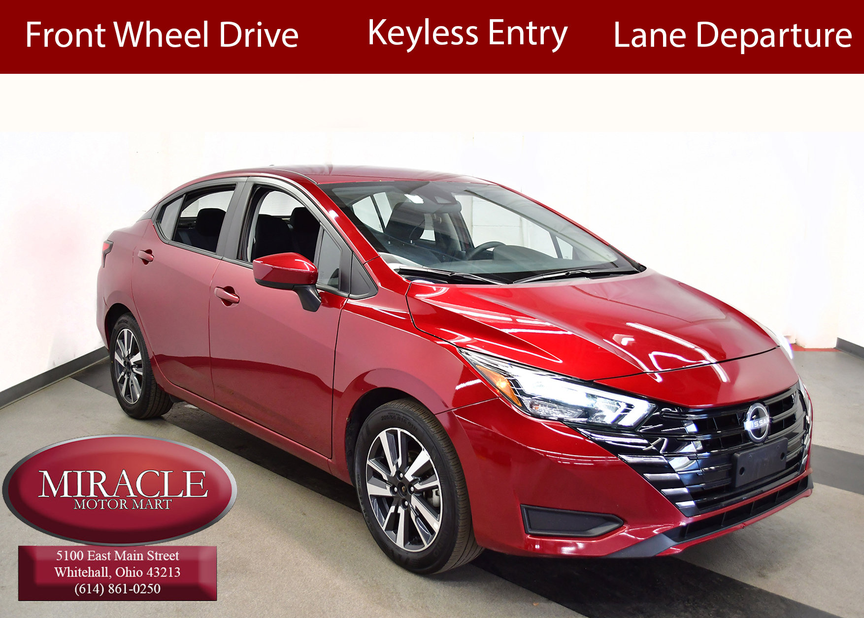 Used 2025 Nissan Versa SV image 1