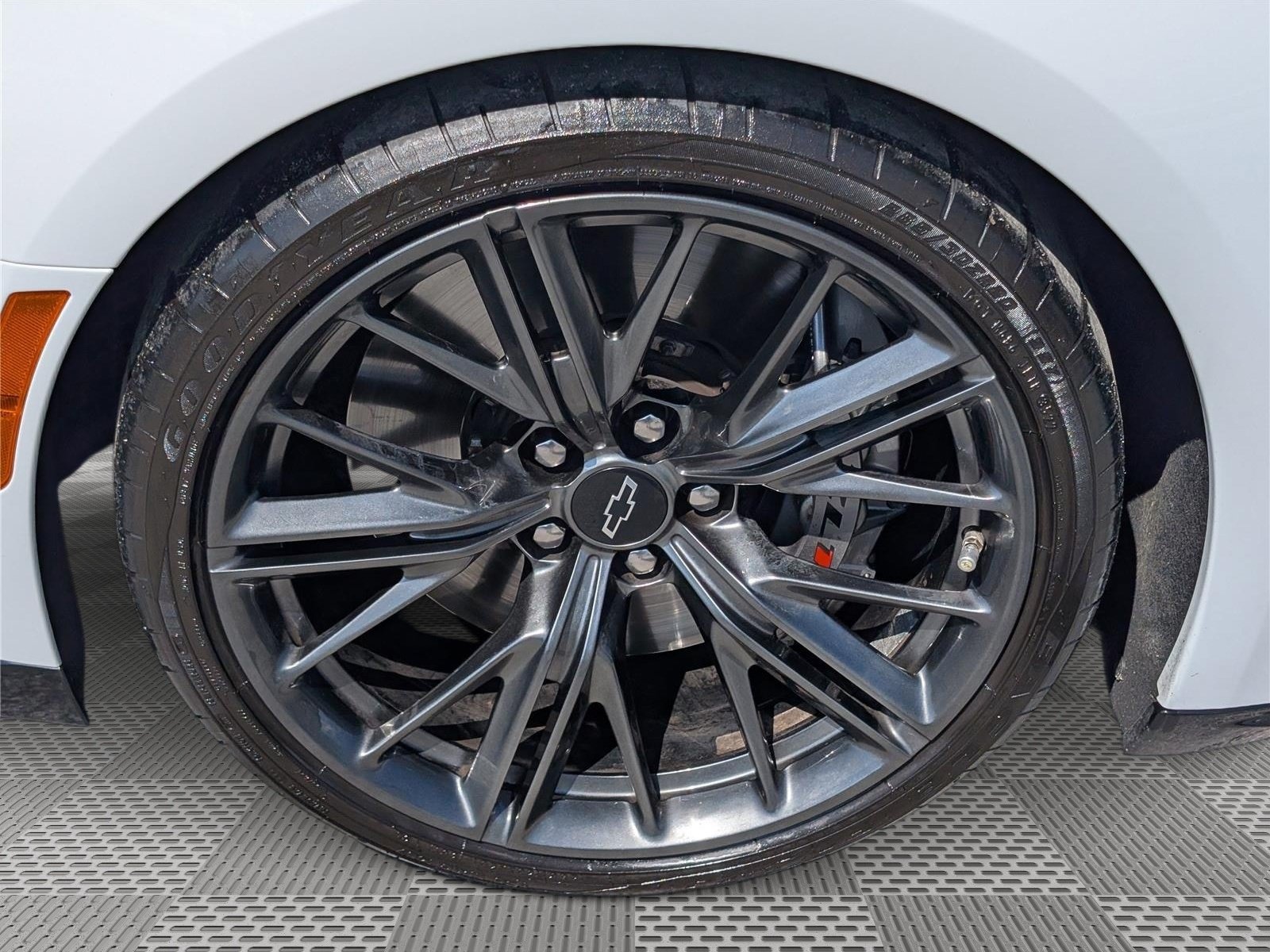 Used 2021 Chevrolet Camaro ZL1 RWD image 10