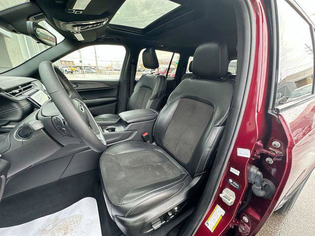 Certified 2024 Jeep Grand Cherokee Altitude image 13