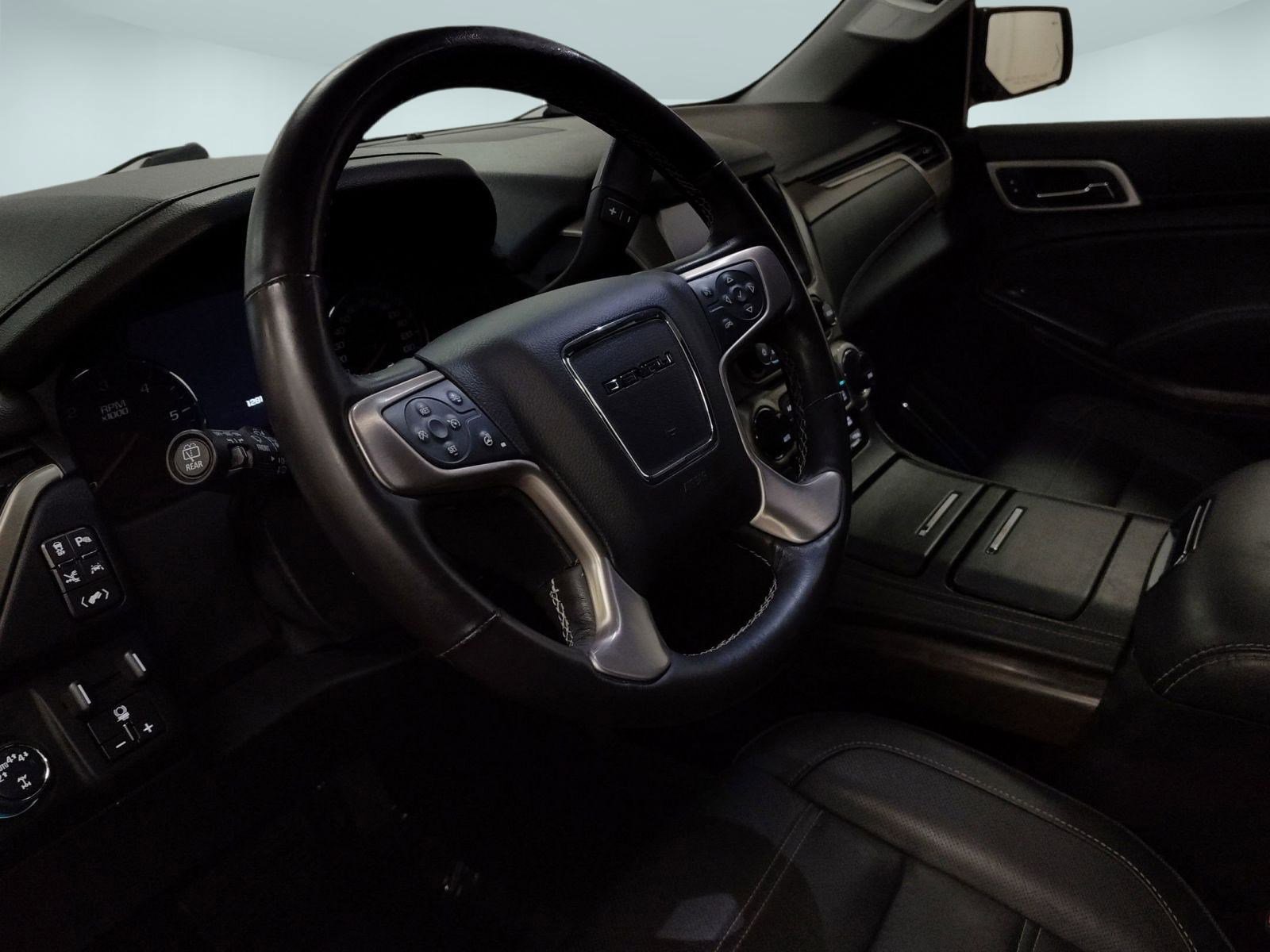Used 2018 GMC Yukon Denali w/ Denali Ultimate Package image 20