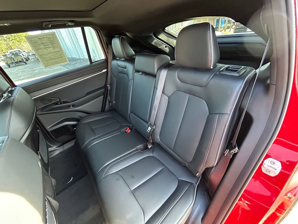 Used 2025 Jeep Wagoneer S Limited image 18