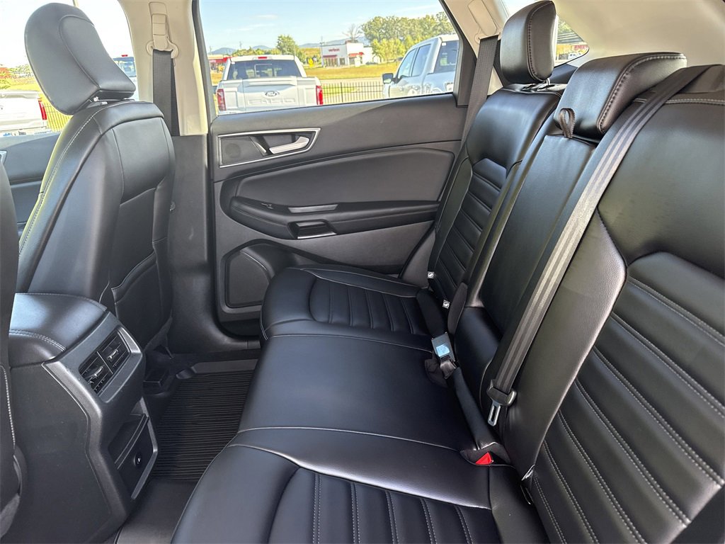 Used 2024 Ford Edge SEL image 20