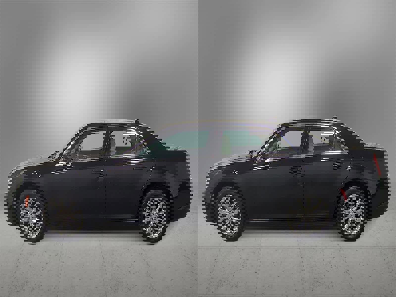 Certified 2023 Chrysler 300 Touring image 5