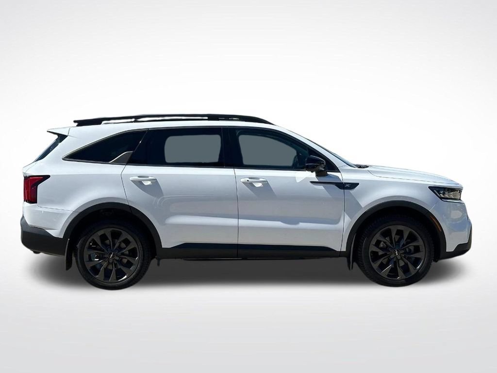Used 2022 Kia Sorento SX Prestige AWD/4WD image 2