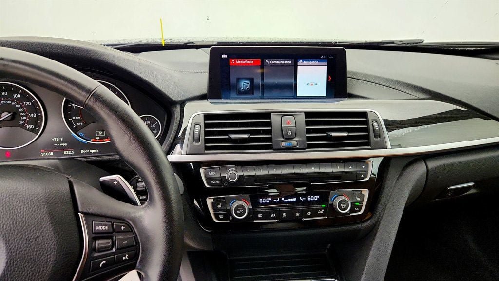 Used 2019 BMW 430i Convertible w/ Convenience Package RWD image 16