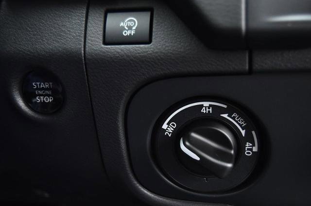 New 2026 Nissan Frontier S image 18