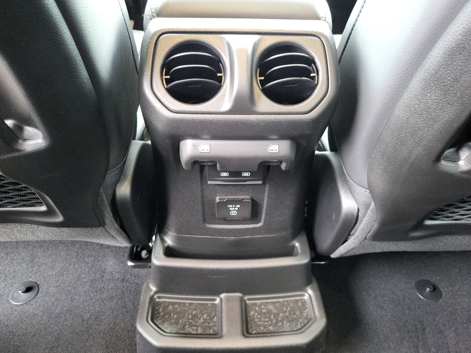 New 2025 Jeep Wrangler Sahara image 31
