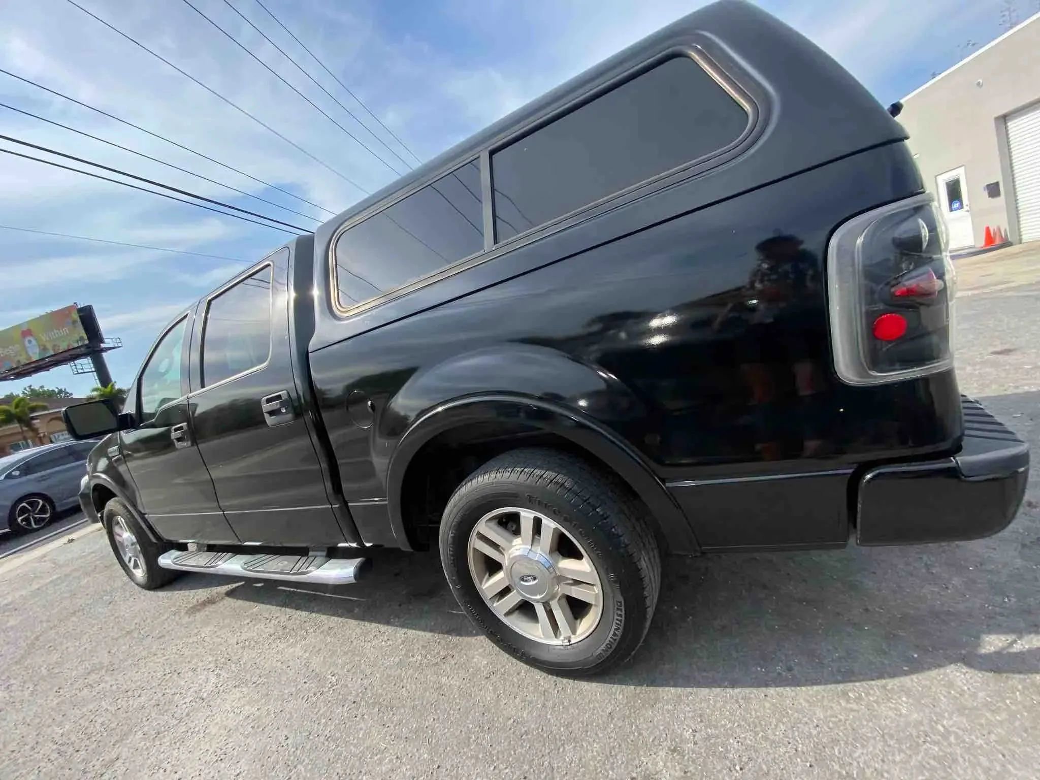 Used 2007 Ford F150 Lariat RWD image 5