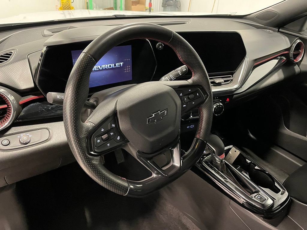 Used 2024 Chevrolet Trax RS w/ Driver Confidence Package image 20