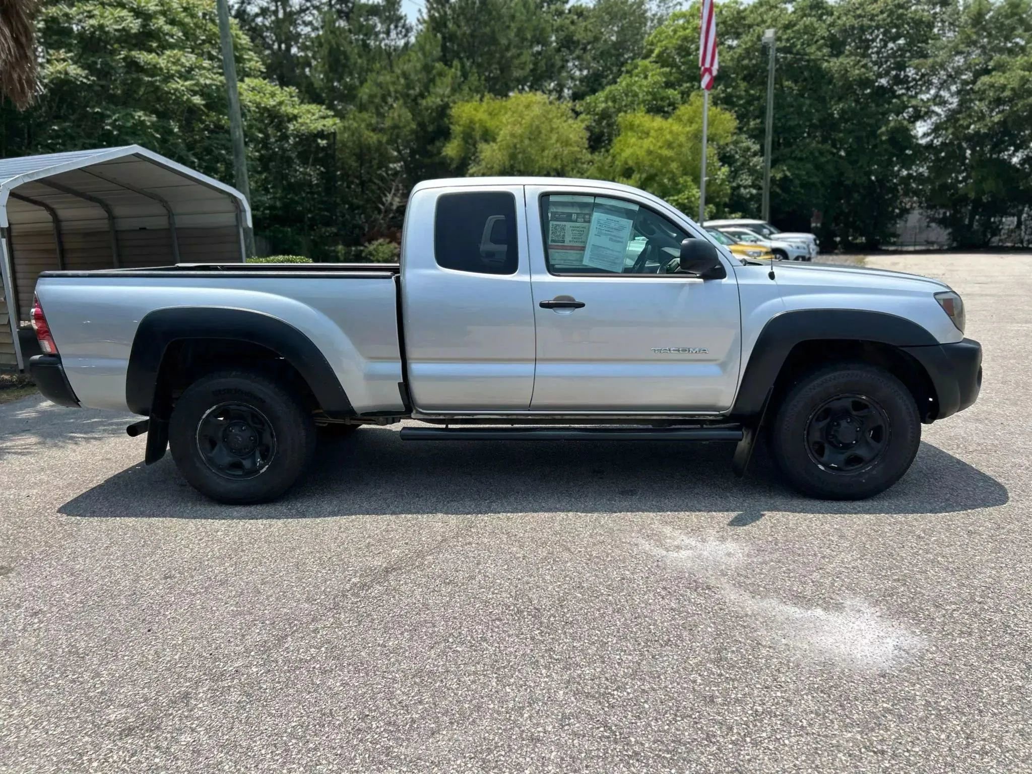 Used 2011 Toyota Tacoma PreRunner image 6