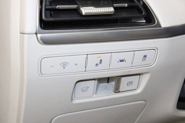 Used 2022 Hyundai Palisade Calligraphy image 22