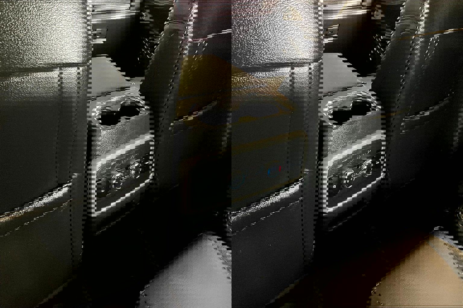 Used 2021 Ford Expedition XLT image 10