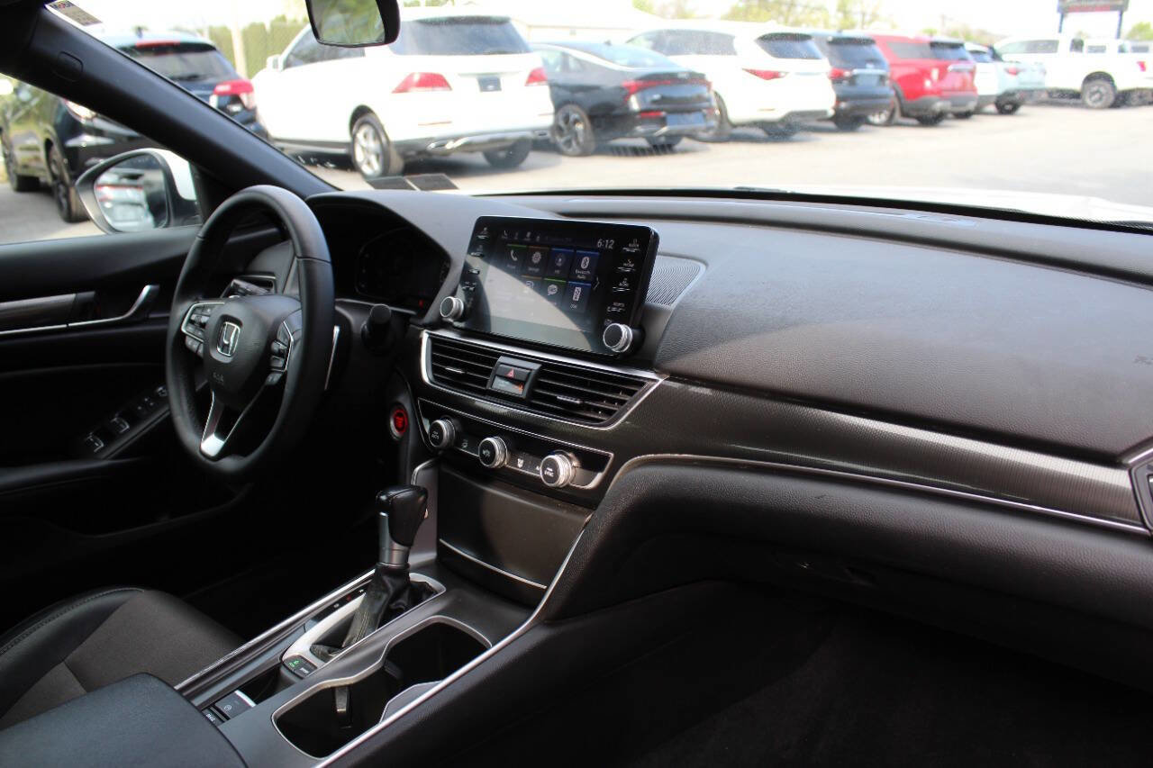 Used 2019 Honda Accord Sport image 15