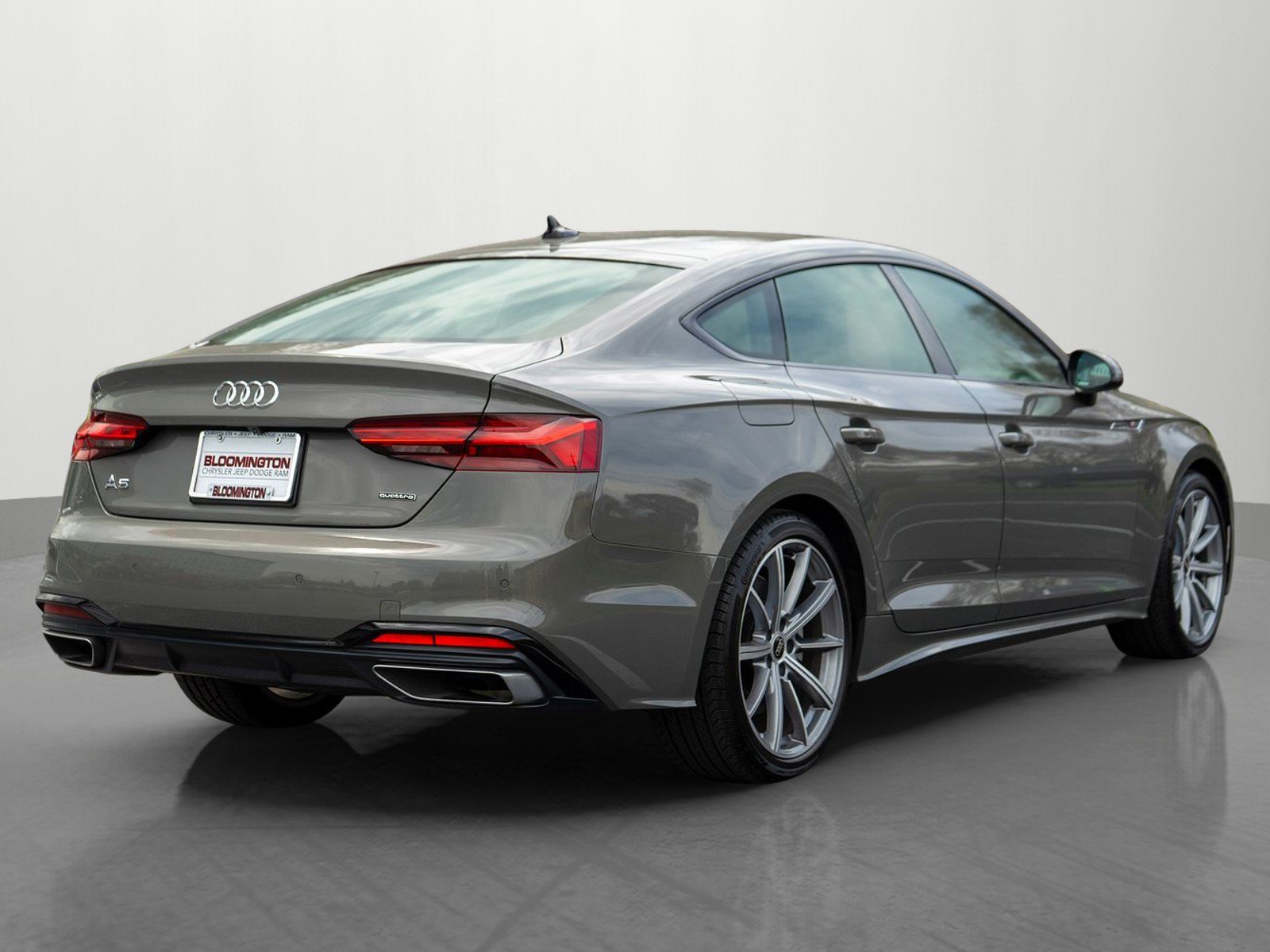 Used 2025 Audi A5 2.0T Premium Plus AWD/4WD image 7