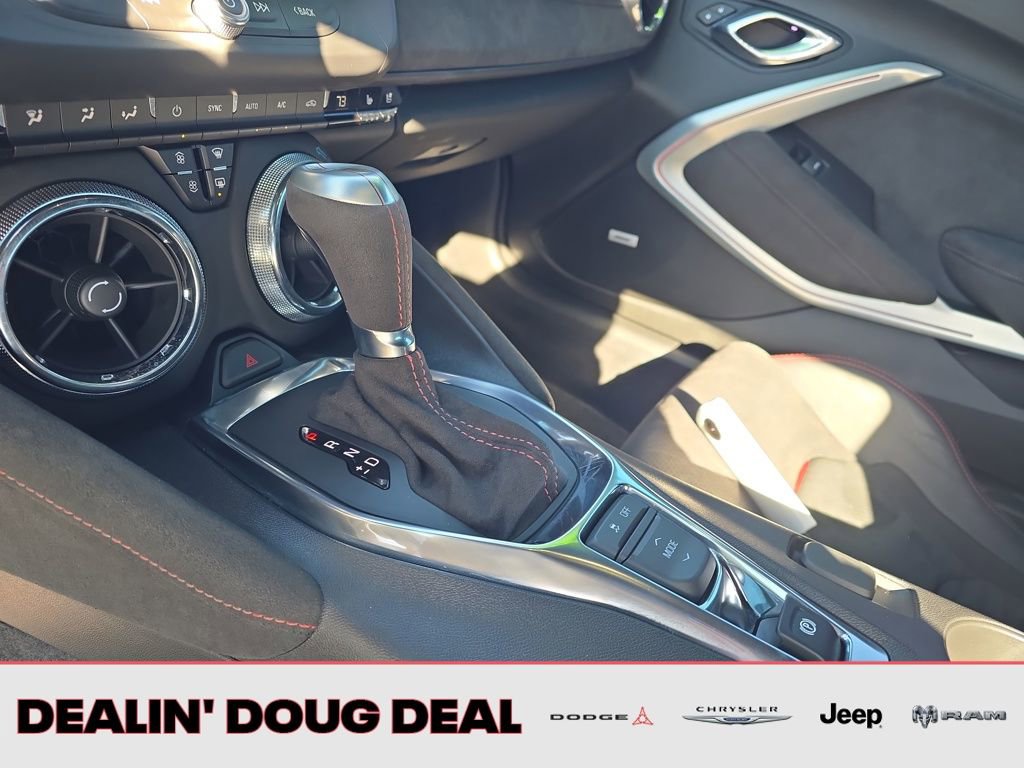 Used 2019 Chevrolet Camaro ZL1 image 22