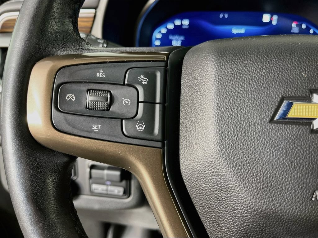 Used 2023 Chevrolet Tahoe High Country w/ Advanced Technology Package AWD/4WD image 15