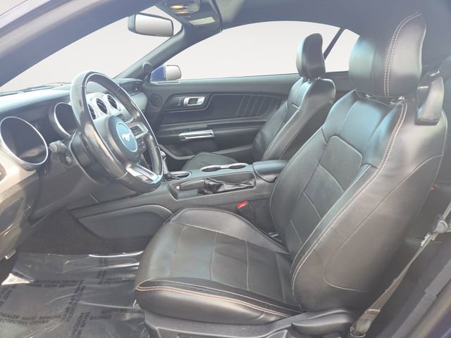 Used 2020 Ford Mustang Premium image 9