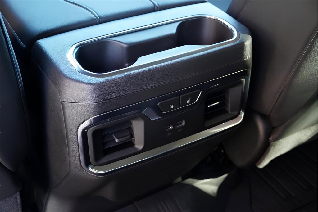 New 2026 GMC Sierra 1500 SLT image 20