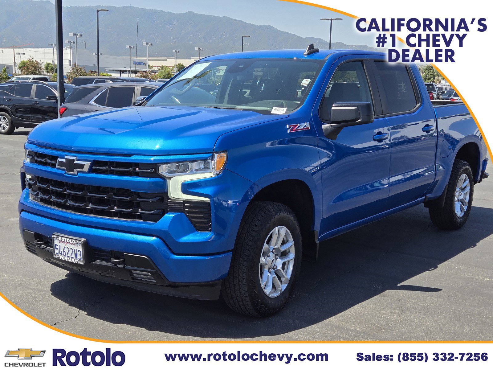 Used 2023 Chevrolet Silverado 1500 RST w/ Z71 Off-Road Package AWD/4WD image 3