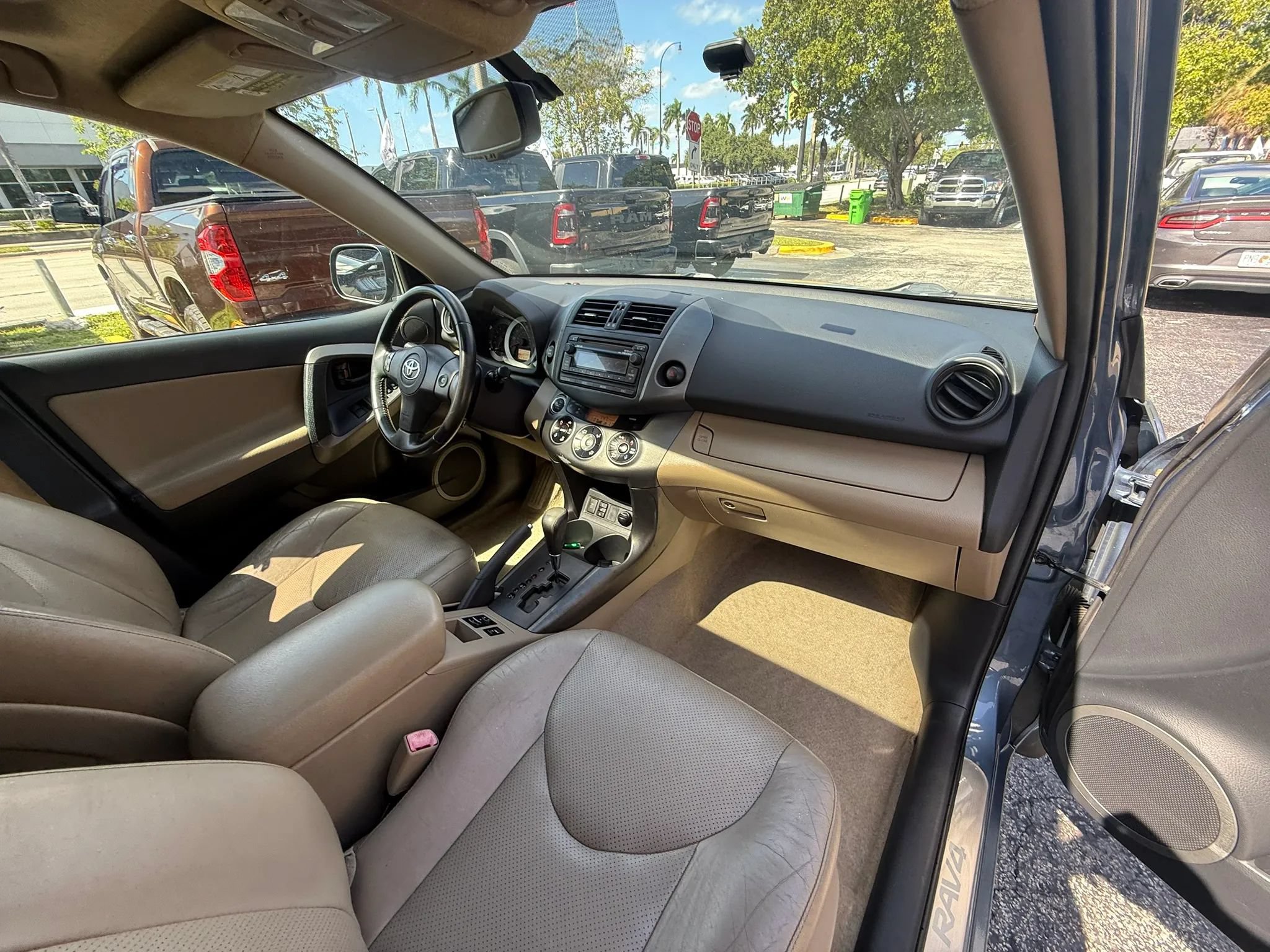 Used 2012 Toyota RAV4 Limited w/ Premium Plus Value Pkg AWD/4WD image 17