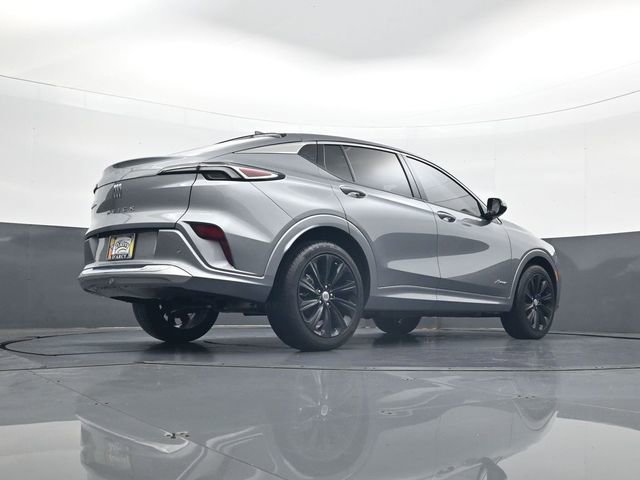 Used 2025 Buick Envista Avenir FWD image 25