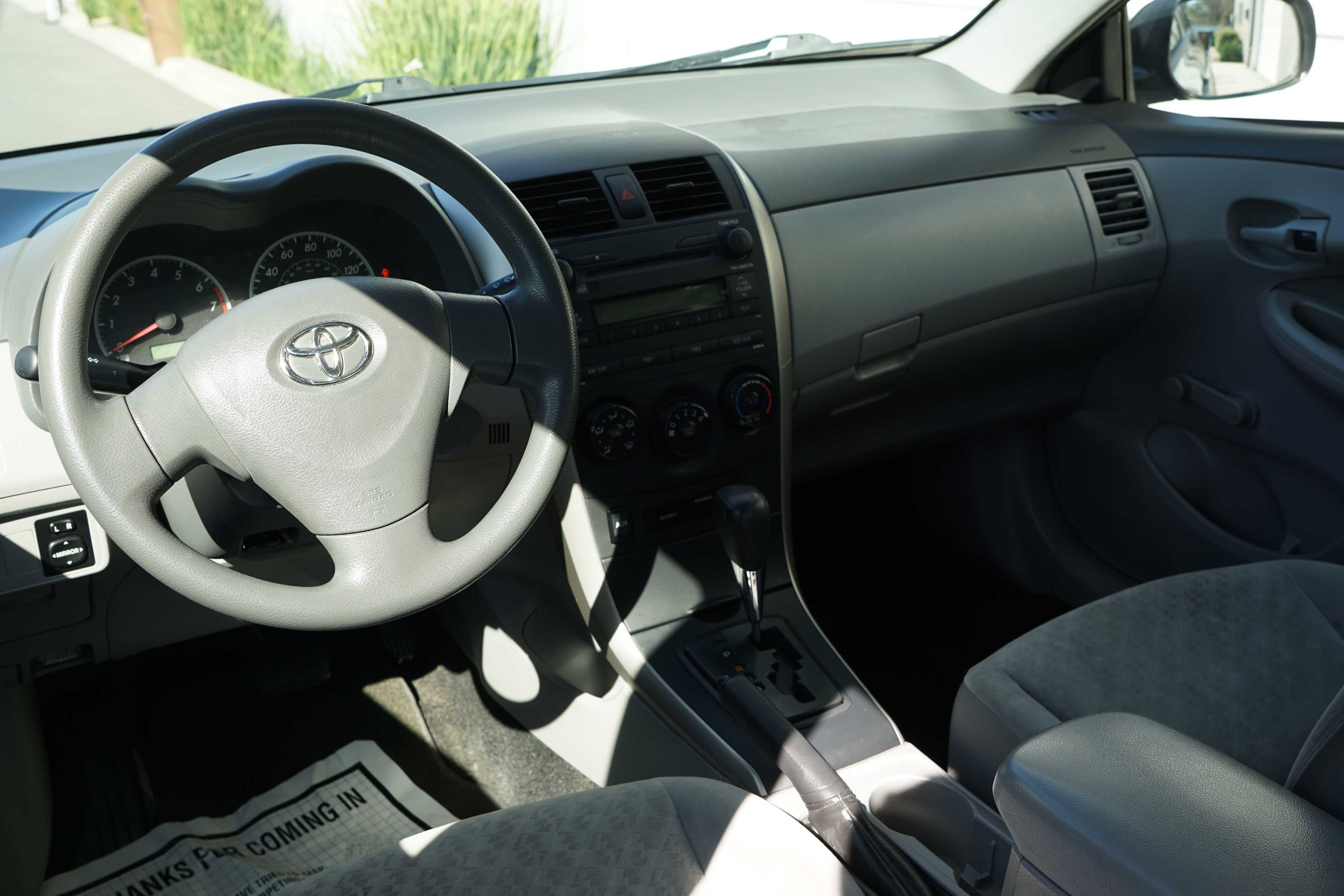 Used 2009 Toyota Corolla SEDAN 4D image 26