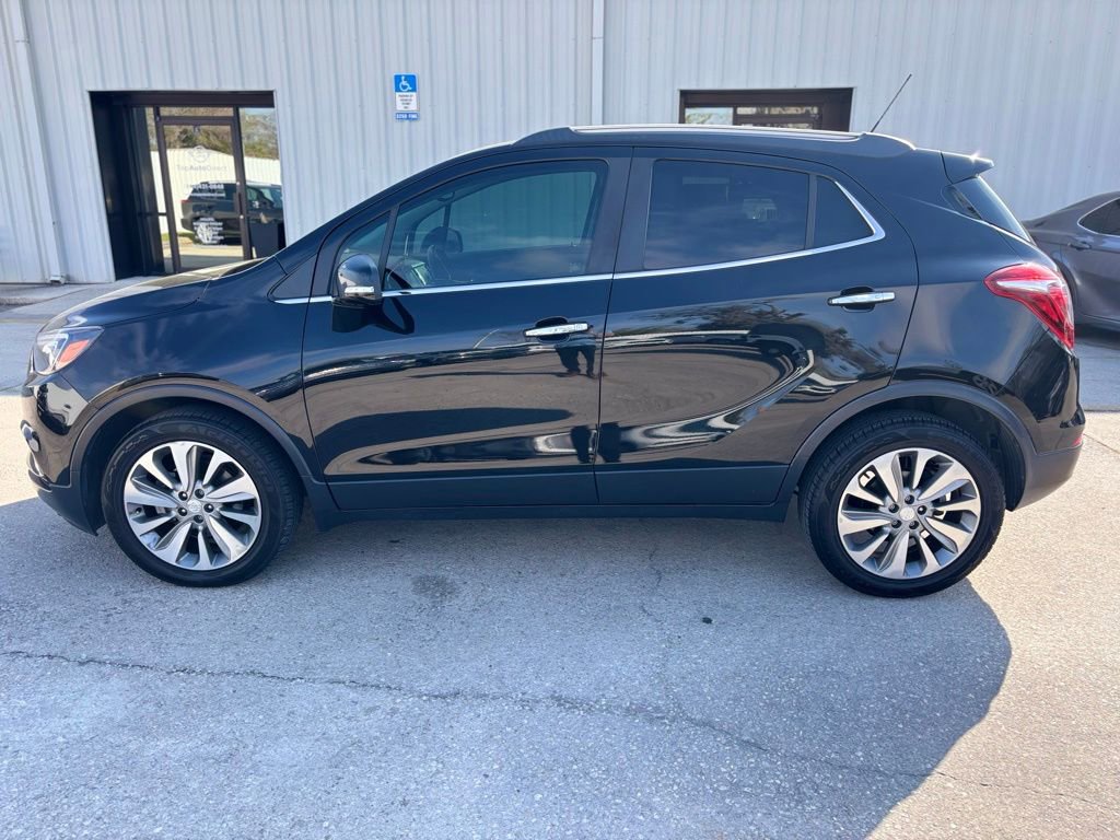 Used 2019 Buick Encore Preferred image 2
