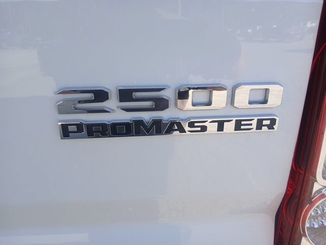 Used 2024 RAM ProMaster 2500 w/ Convenience Group FWD image 8