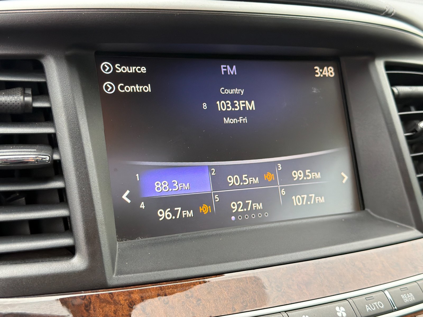 Used 2020 INFINITI QX60 Luxe w/ Sensory Package FWD image 22