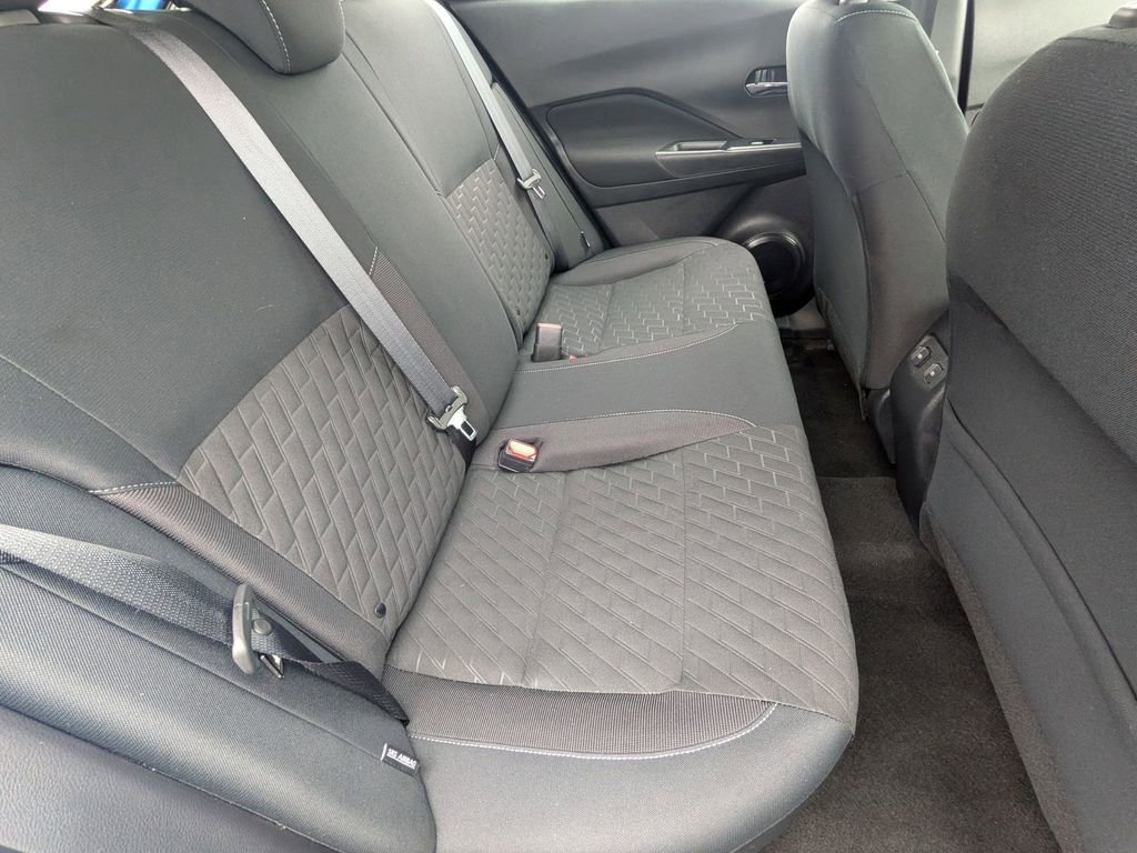Used 2023 Nissan Kicks SV image 22